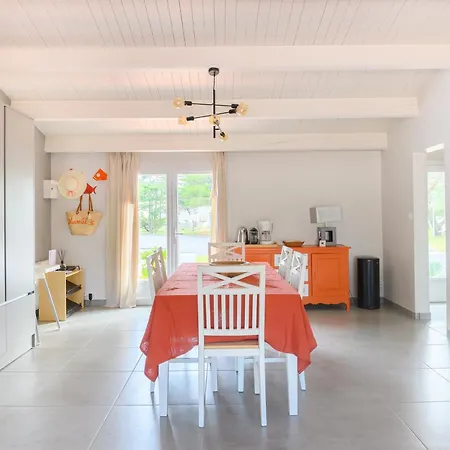 Maison De Plage 5 Etoiles Avec Spa La Guérinière